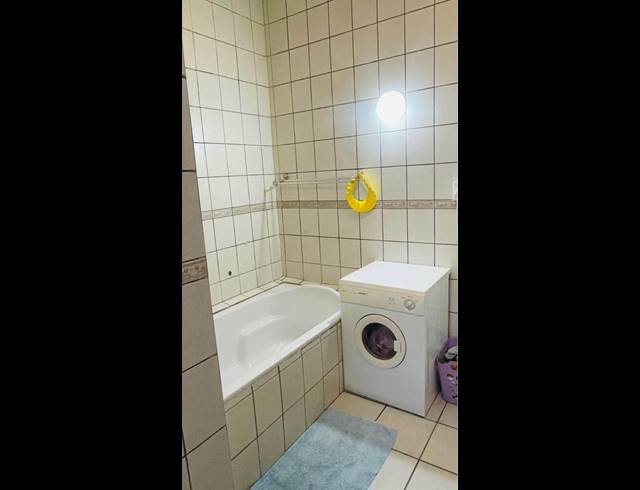 5 bed property to rent in GQEBERHA CENTRAL